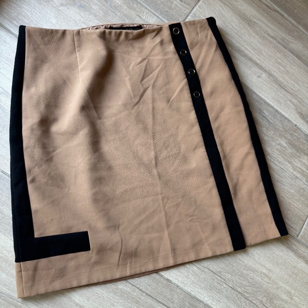 White House Black Market Tan & Black Office Skirt – Size 14 - Good Condition